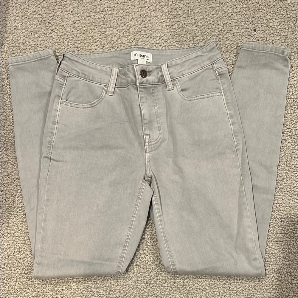 High Rise Gray Jeans with Smooth Finish